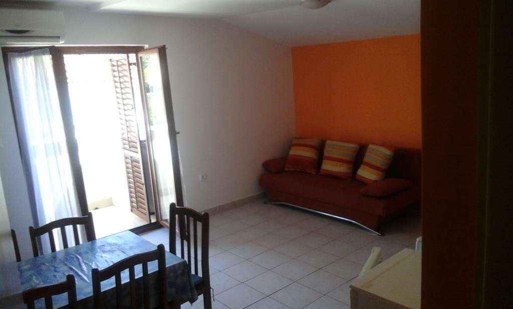 Apartment Rogic Biograd Na Moru Exteriér fotografie