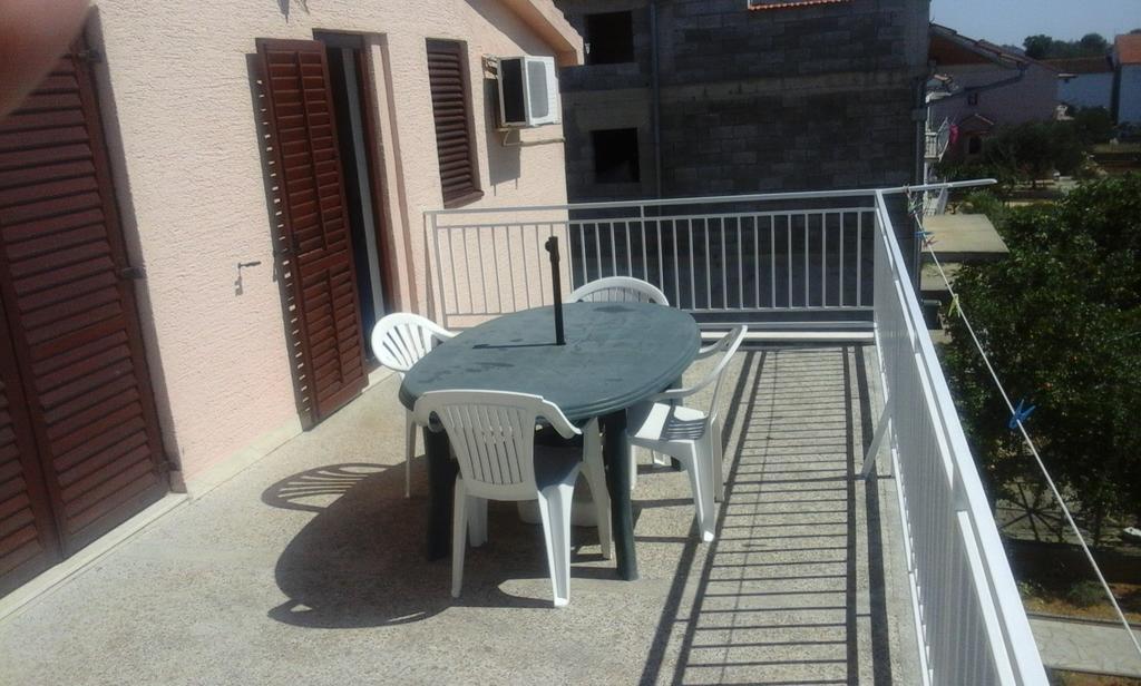 Apartment Rogic Biograd Na Moru Exteriér fotografie